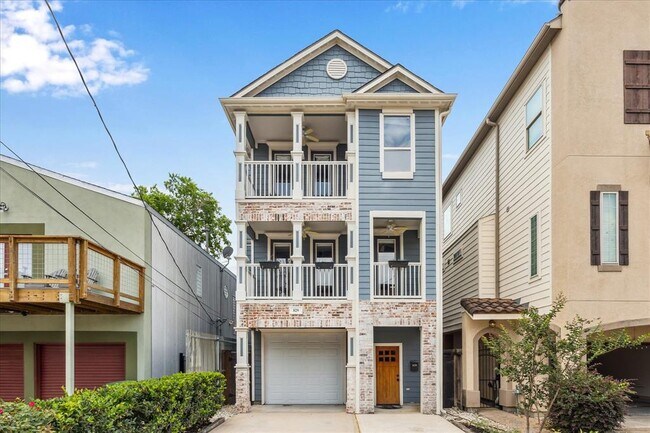 Building Photo - 829 Asbury St