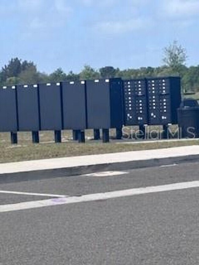 Building Photo - Haines City Charmer