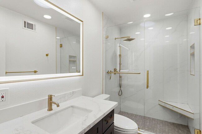 Building Photo - Beautiful Remodeled 3-Bedroom 2-Bathroom Single Family Home