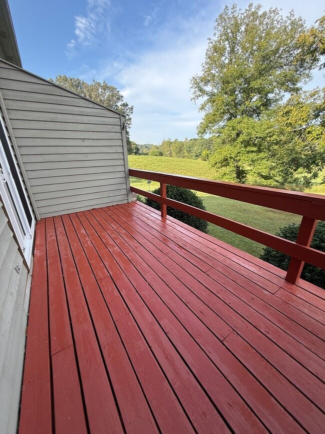 Building Photo - Long Term Rental - Smoke Rise Townhouse - ...