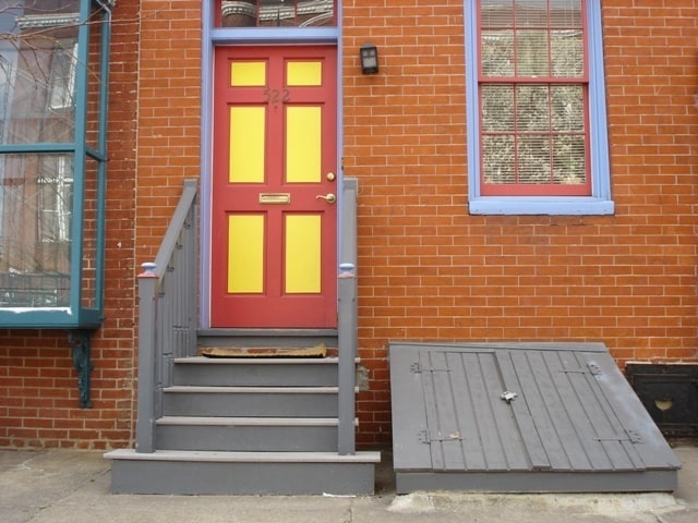 Building Photo - 522 S Bond St