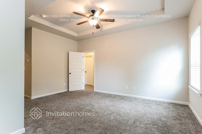 Building Photo - 2303 Buford Town Dr