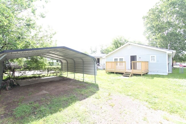 Building Photo - 2701 Ave J
