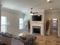 Building Photo - Beautiful 4 Bedroom 2.5 Bath Available for...