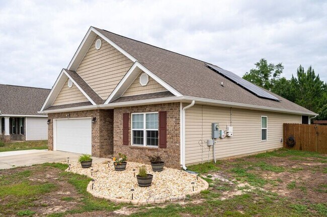 Building Photo - 8753 Bradfield Dr