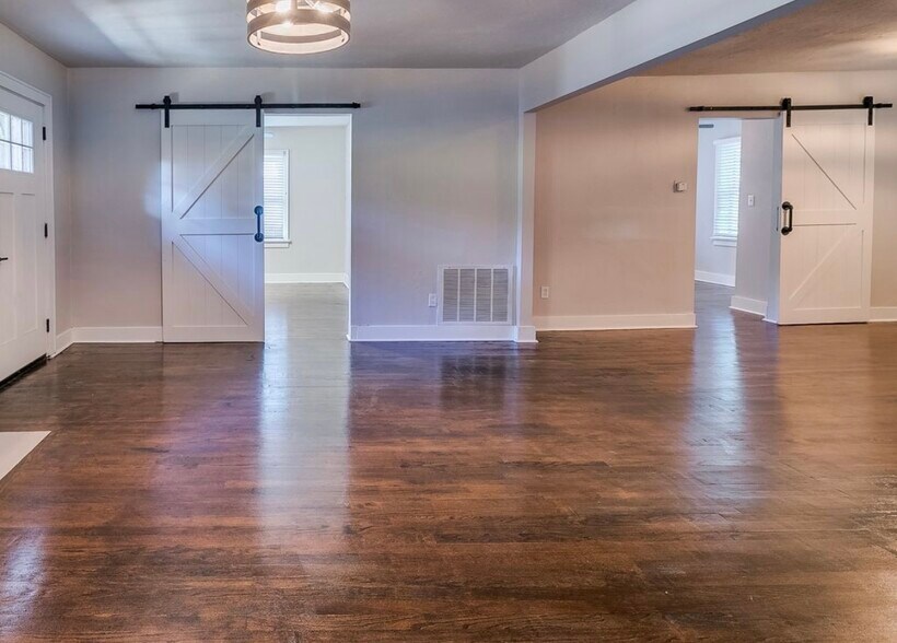 Building Photo - 1004 NW 32nd St