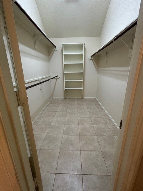 Building Photo - 20715 Louetta Oak Dr