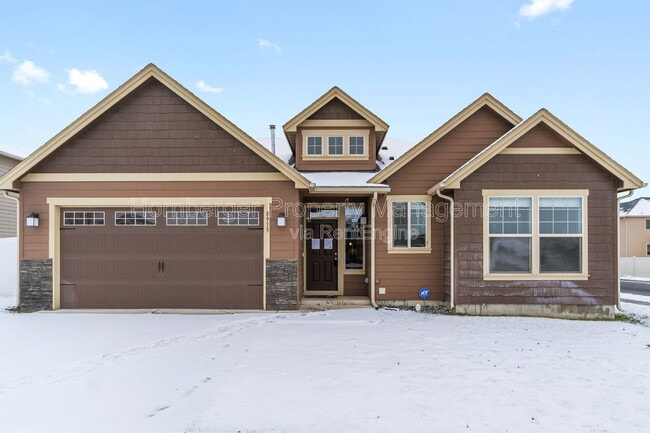 Building Photo - 8915 W Red St