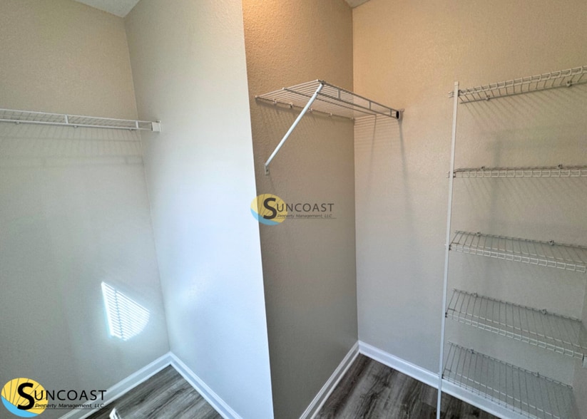 Building Photo - 8329 Homeport Ct