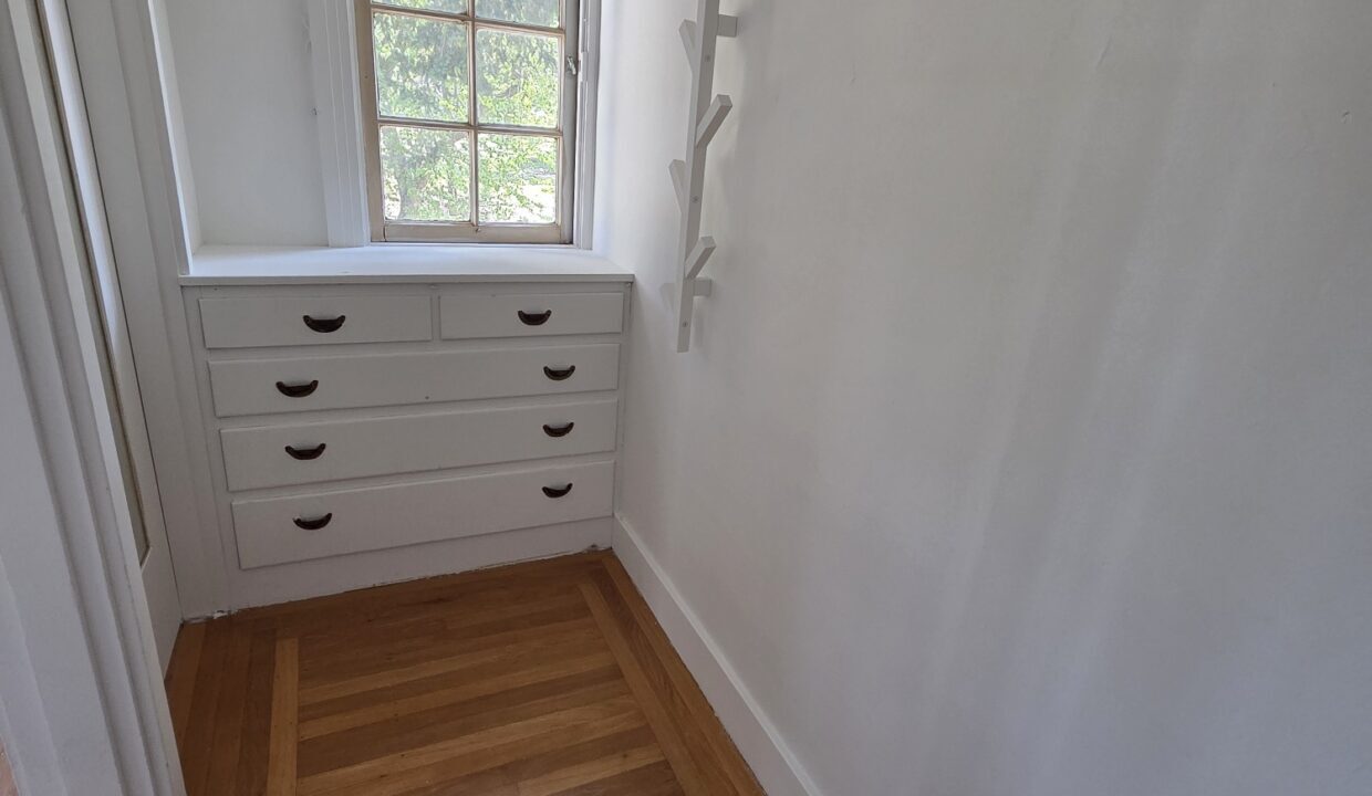 Building Photo - 2720 College Ave