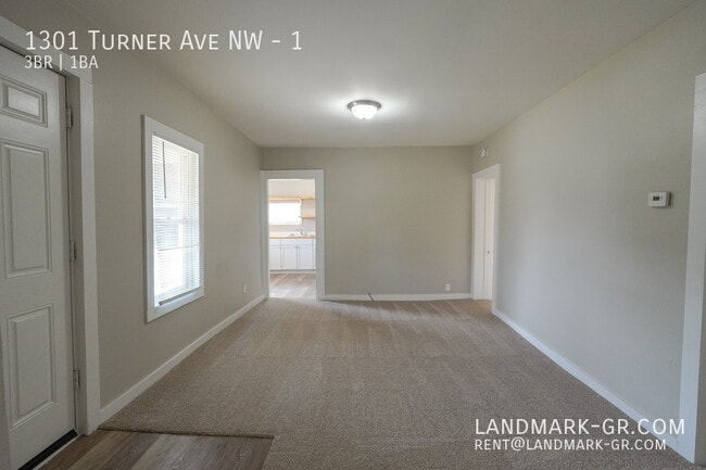 Building Photo - 1301 Turner Ave NW