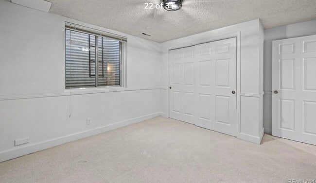 Building Photo - 7542 S Cove Cir