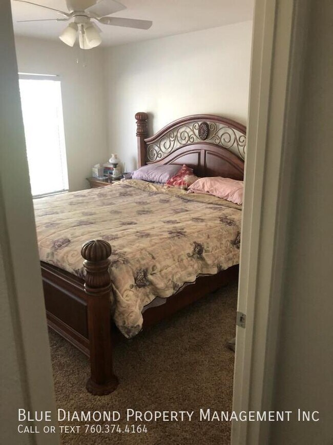 Building Photo - 1615 Peacock Blvd