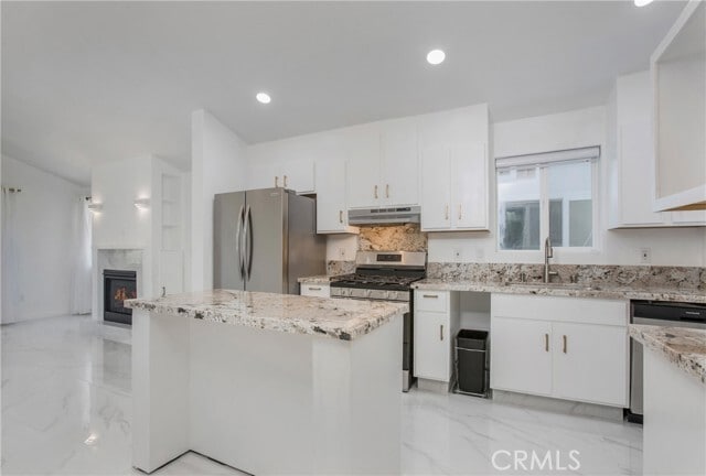 Building Photo - 13782 Ridgecrest Cir