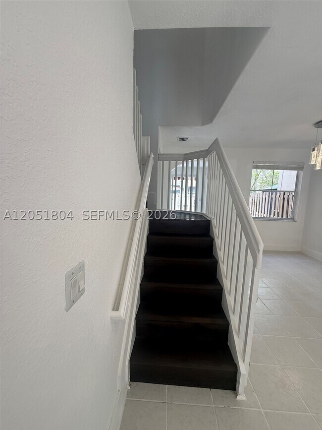 Building Photo - 3873 SW 171st Terrace