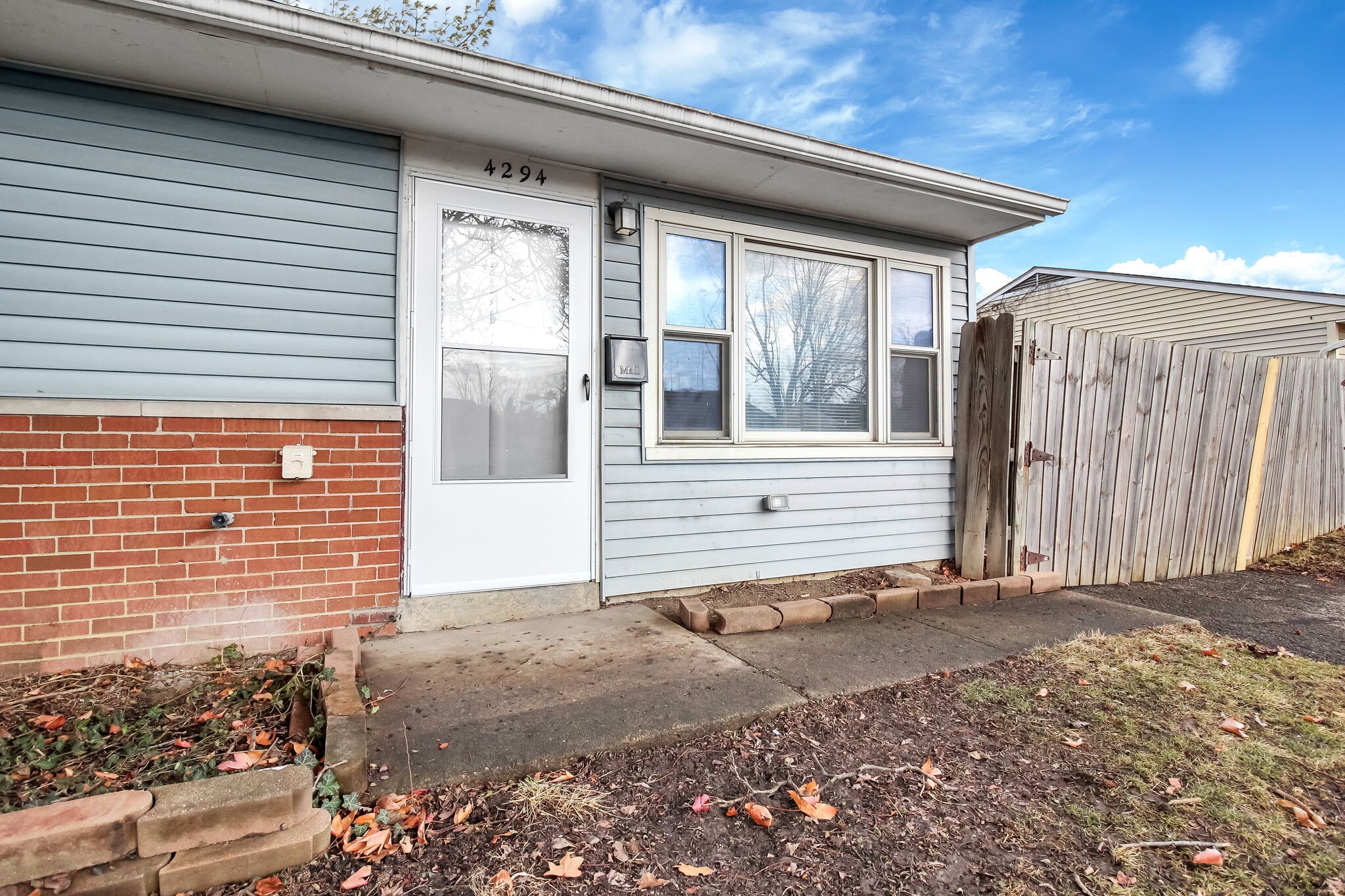 Building Photo - 4294 Ellery Dr