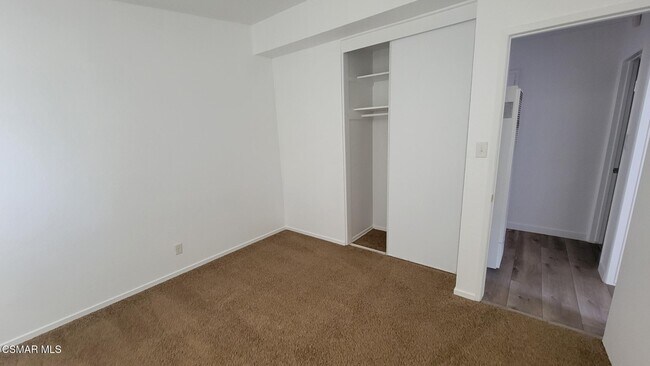 Building Photo - 1720 Elsinore Creek