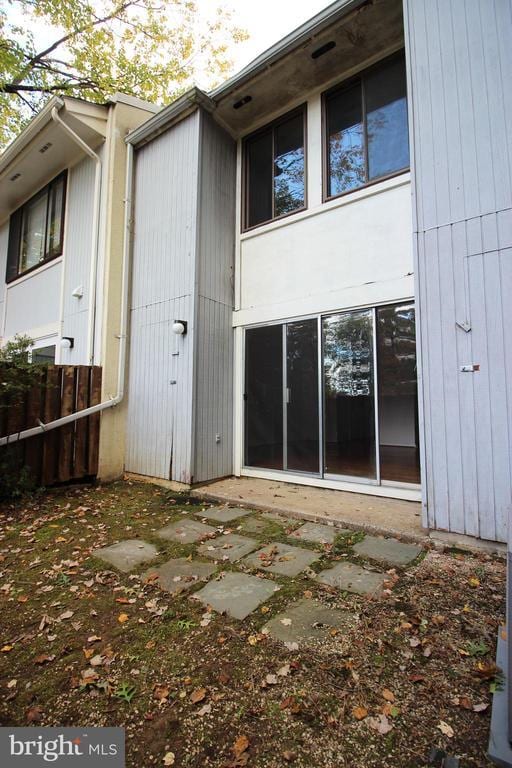 Building Photo - 2208 Southgate Square