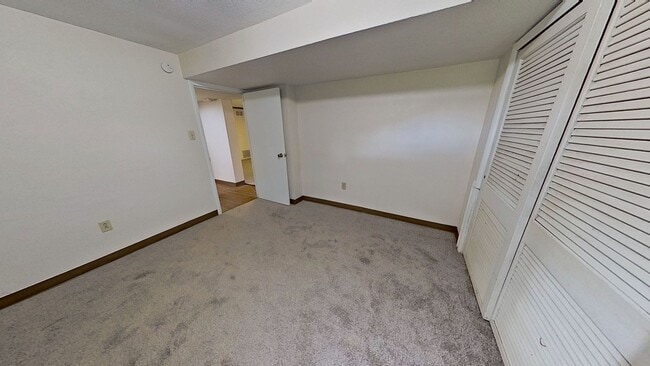 Building Photo - Single Family Home