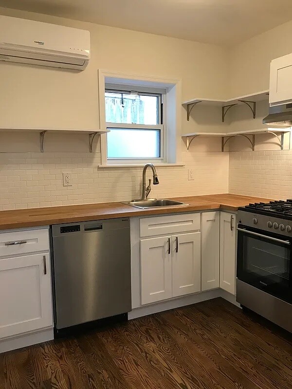 Primary Photo - 5603 5th Ave