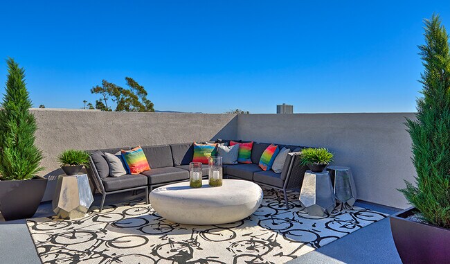 Building Photo - 826 Brickyard Ln