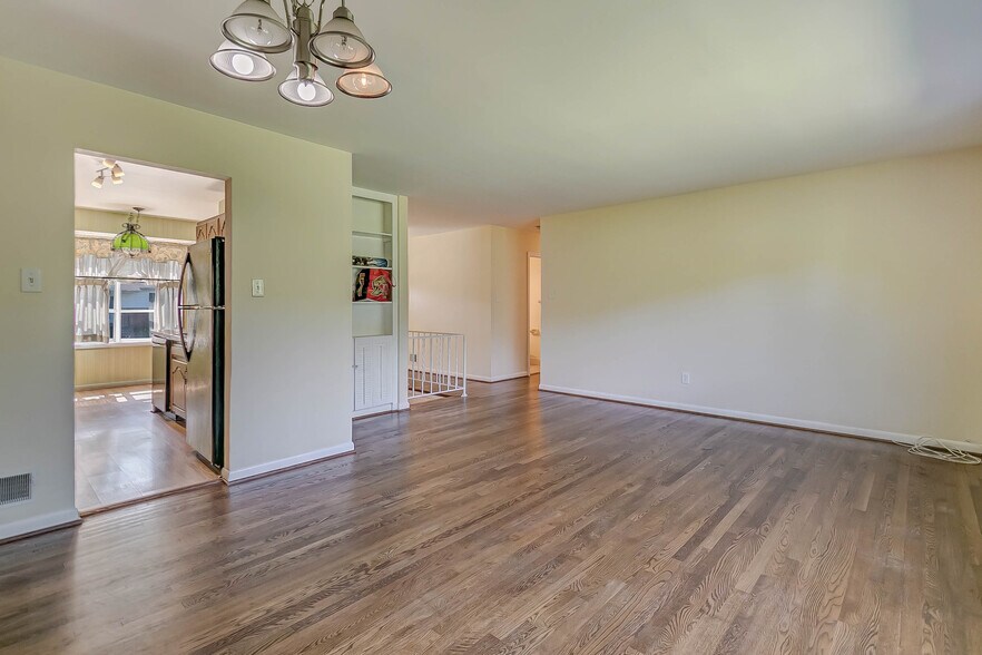 Building Photo - 8808 Patricia Ct