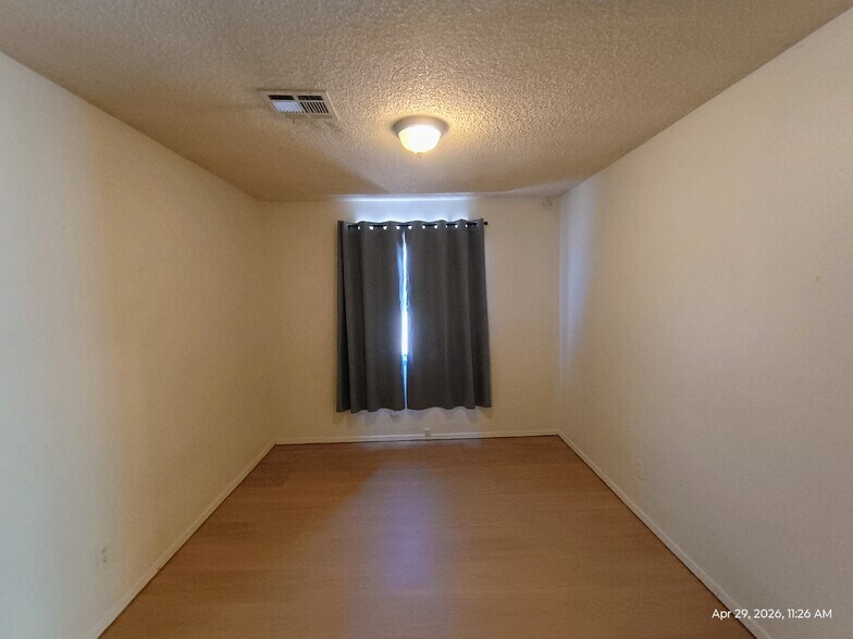Building Photo - 6228 Ilanos Ln