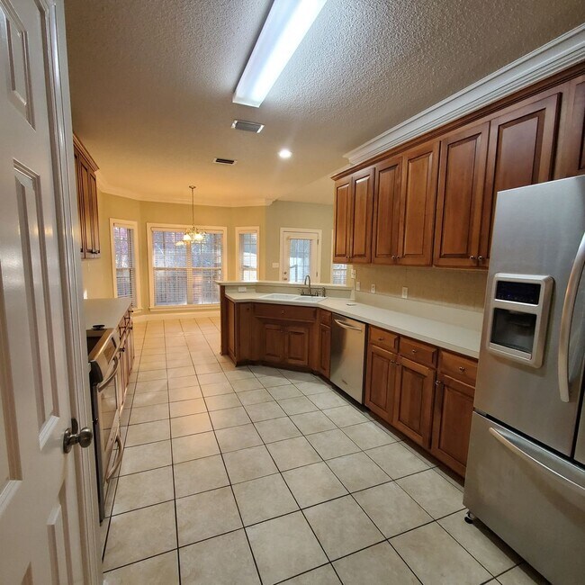 Building Photo - 4014 Liska Cir