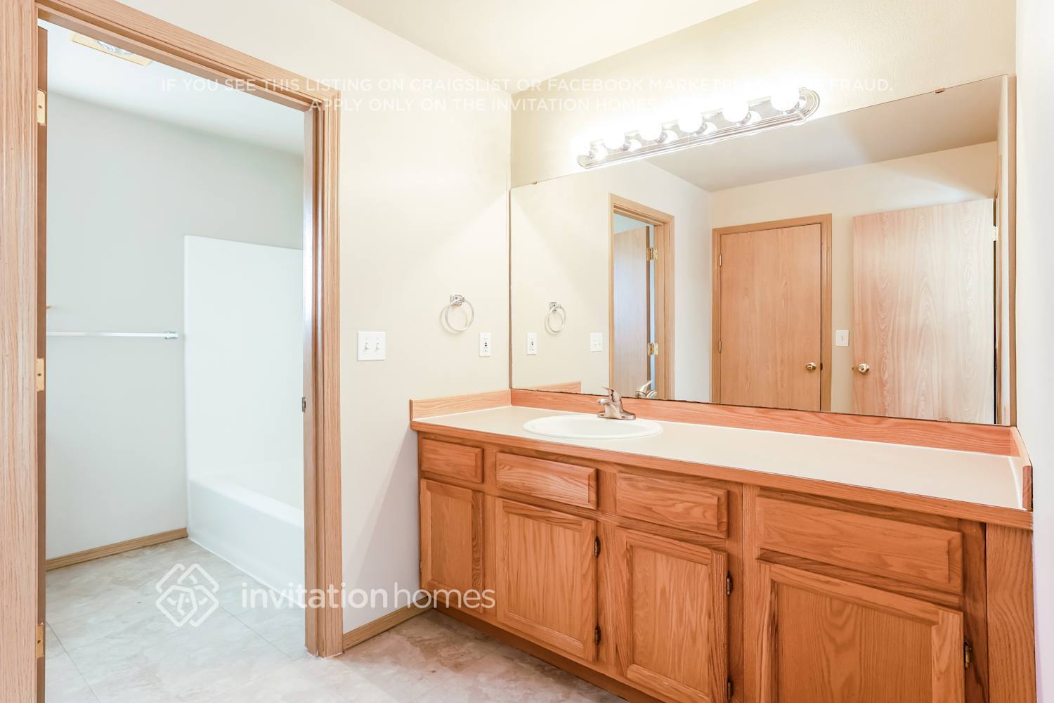 Building Photo - 8006 Upper Ridge Rd