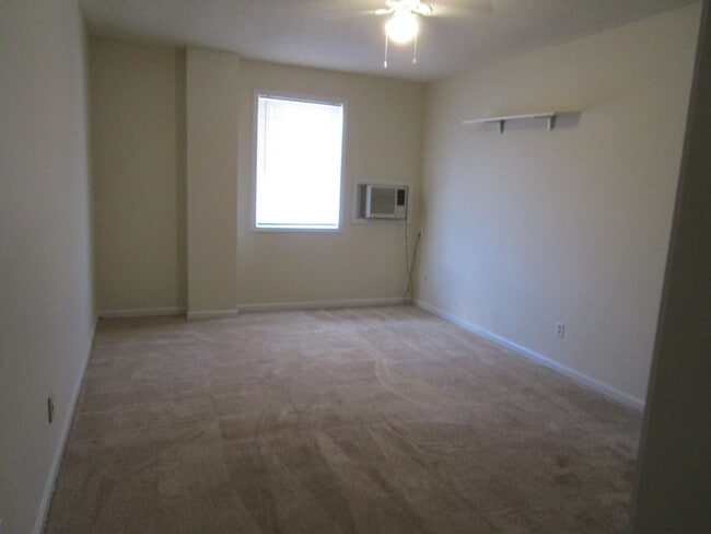 Building Photo - 25 Cuttino Rd