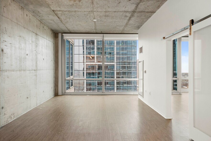 Building Photo - 1407 S State St