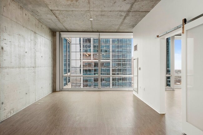 Building Photo - 1409 S State St