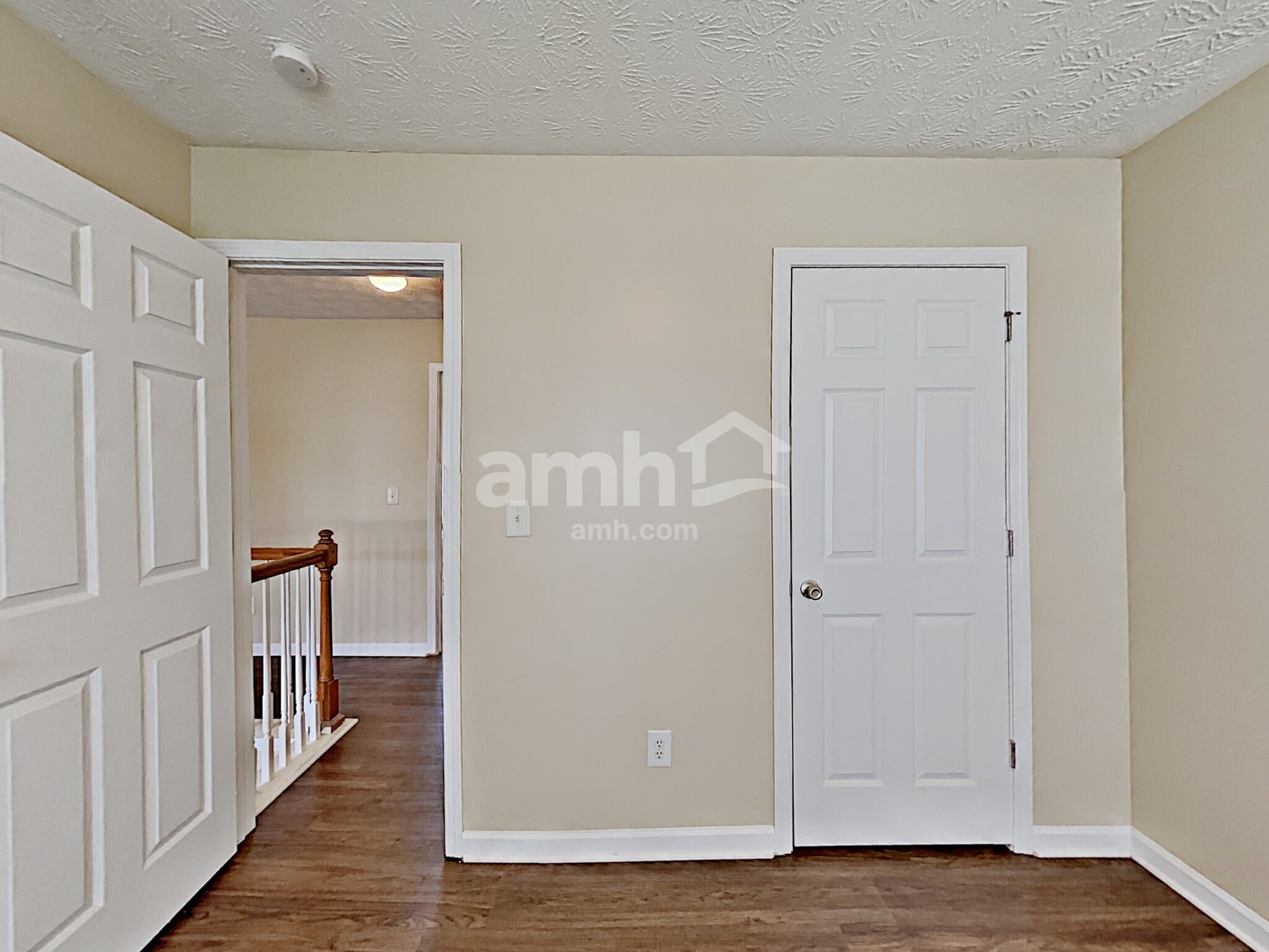 Building Photo - 3080 Rusticwood Dr