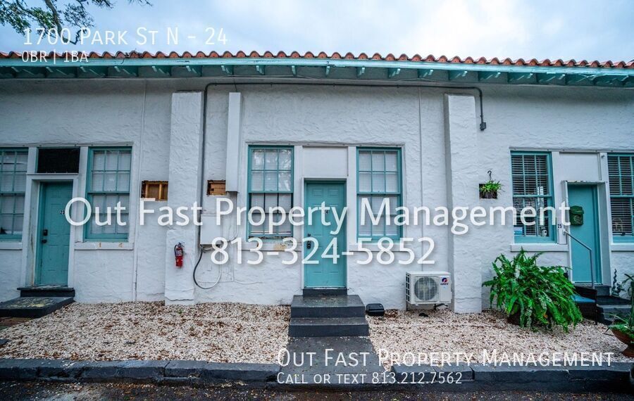 Building Photo - 1700 Park St N