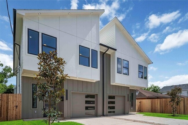 Building Photo - 4505 Phlox St