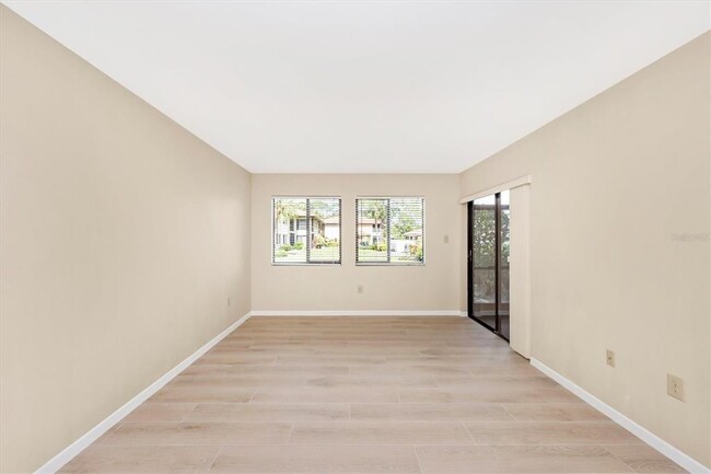Building Photo - 5172 Lake Village Dr