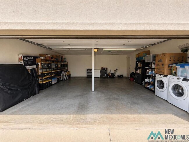 Building Photo - 920 Colonial Pkwy