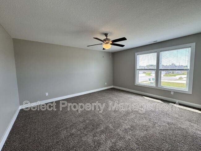 Building Photo - 12367 Speranza Dr