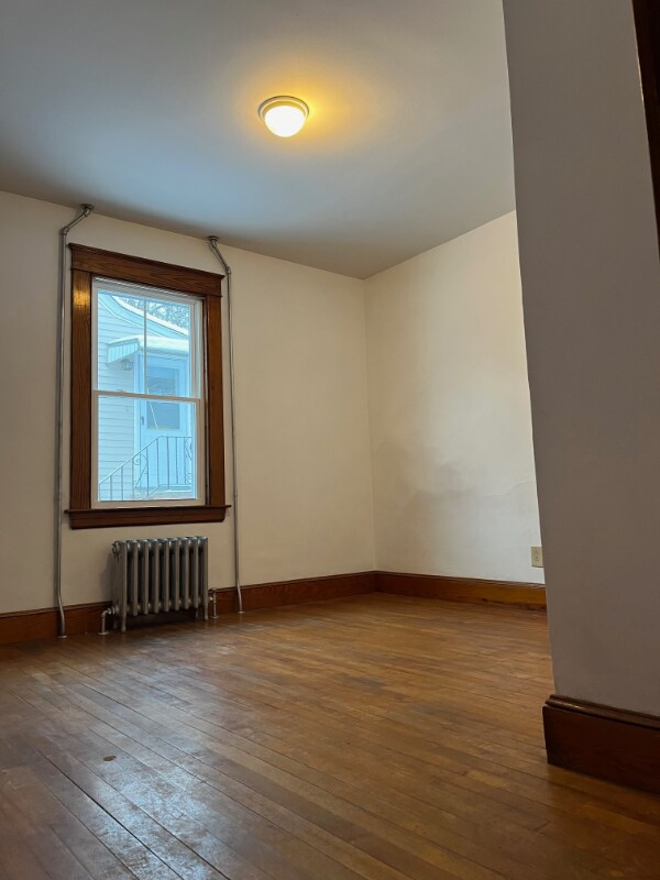 Building Photo - 11 Eaton St