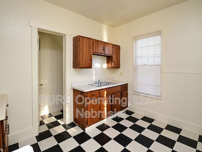 Building Photo - 3809 N 19th St