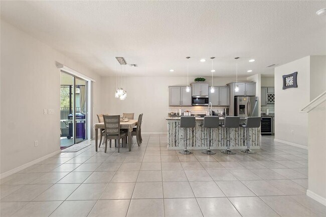 Building Photo - 17244 Goldcrest Loop