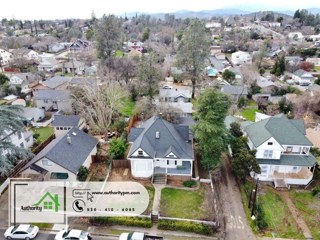 Building Photo - 1804 Chestnut St