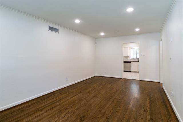 Building Photo - 4023 Park Ln