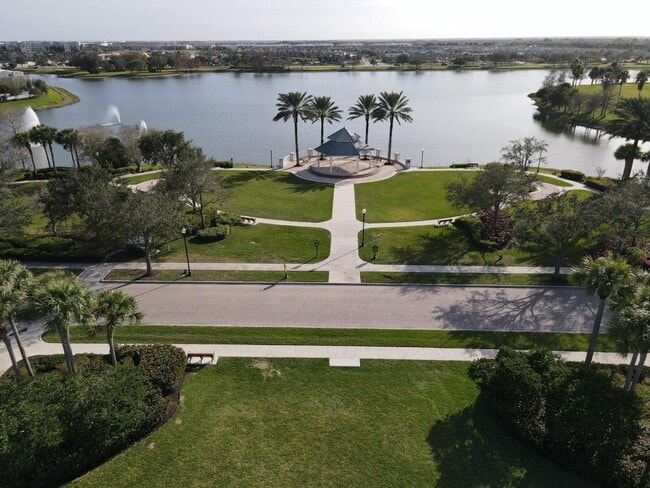 Building Photo - 10491 SW Academic Way