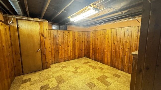 Building Photo - 3535 Robey Ave