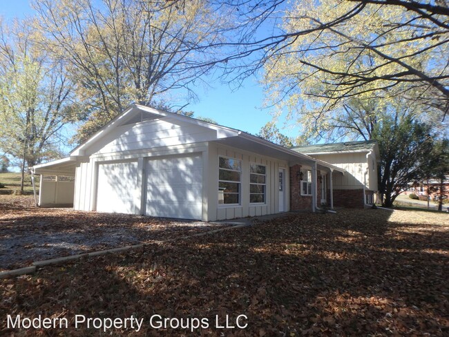 Building Photo - 4 br, 3.5 bath House - 3306 Martha Dr