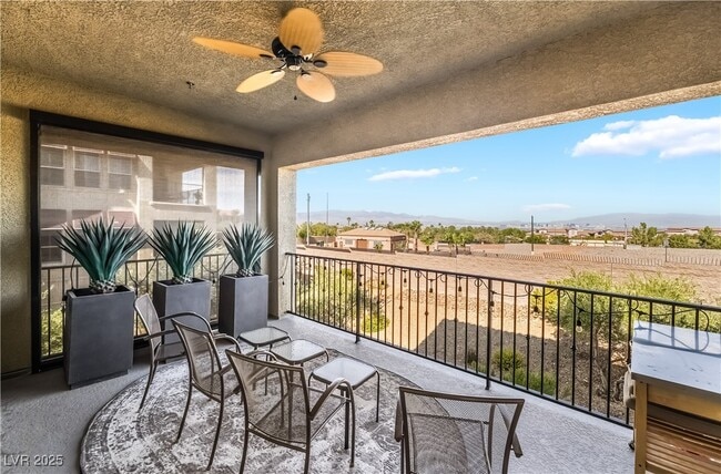 Building Photo - 2555 Hampton Rd