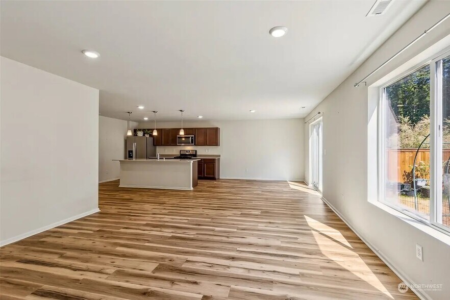 Living - 1389 92nd Way SE