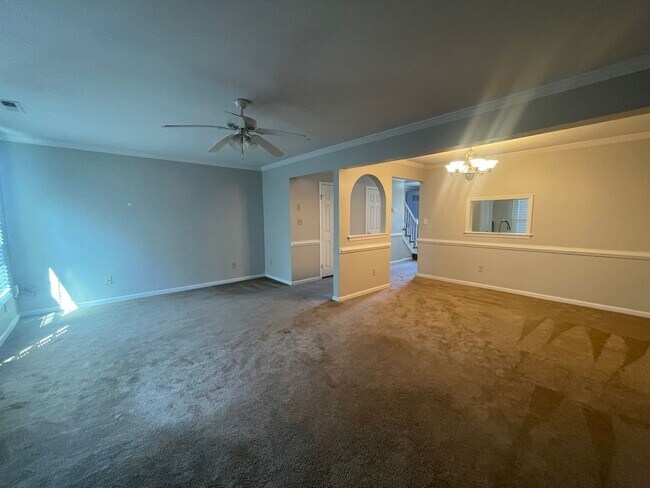 Building Photo - 4859 Woods Edge Rd