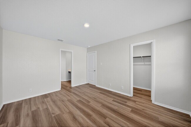 Building Photo - 8203 Rocky Pebble